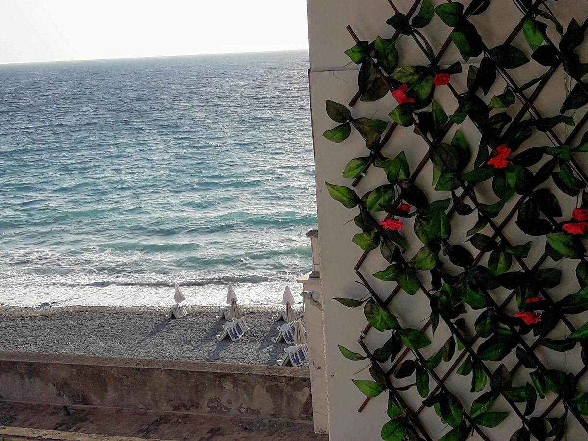 A Unique Seaside View!!! Apartman Rhodes City Kültér fotó